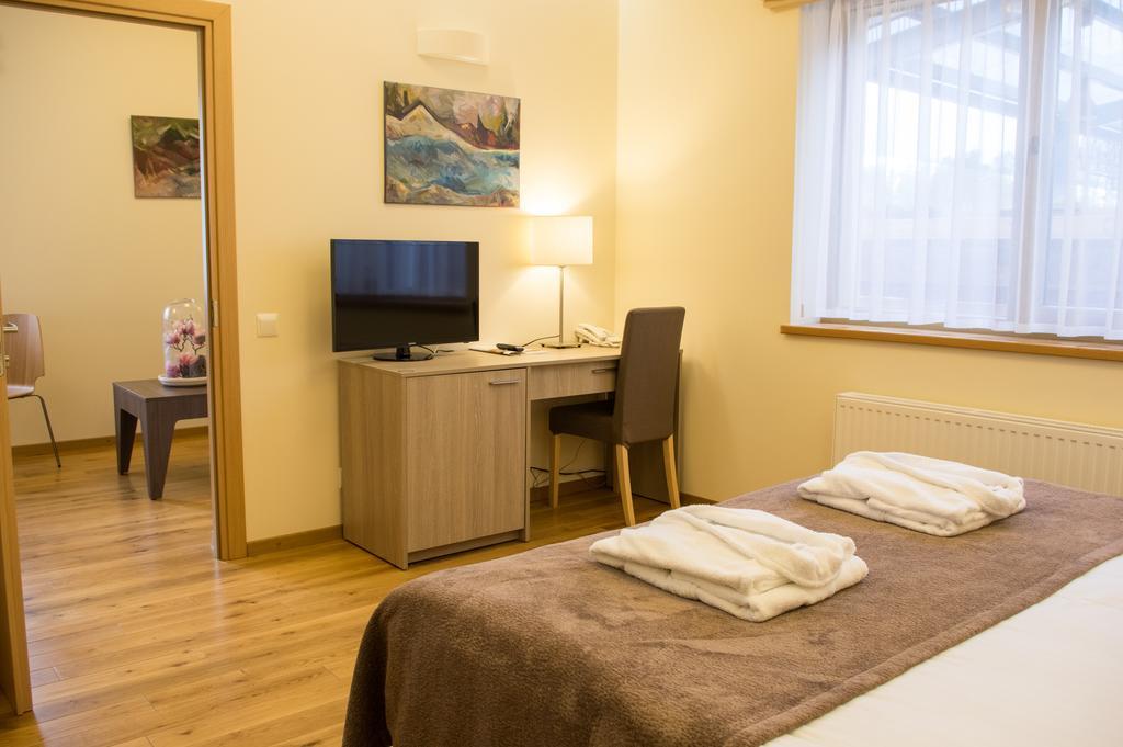 Goda Hotel&Spa Druskininkai Buitenkant foto